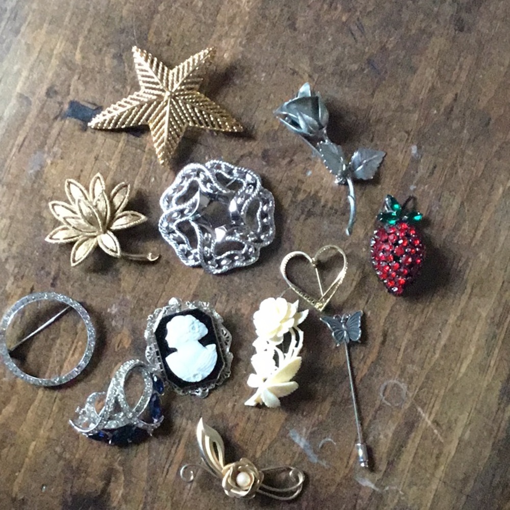 Vintage pins